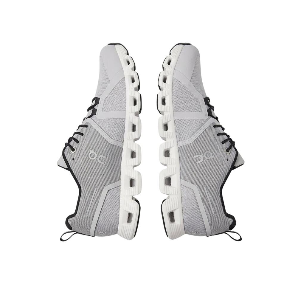 On Cloud 5 Waterproof Glacier White Running Shoe 8 Like New - Excellent - Picture 7 of 7